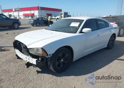 2014 Dodge Charger Se z USA, uszkodzony, nr VIN 2C3CDXBG3EH117051